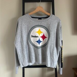 Women’s Pittsburgh Steelers Gray Crewneck Sweatshirt with Steelers Sleeves